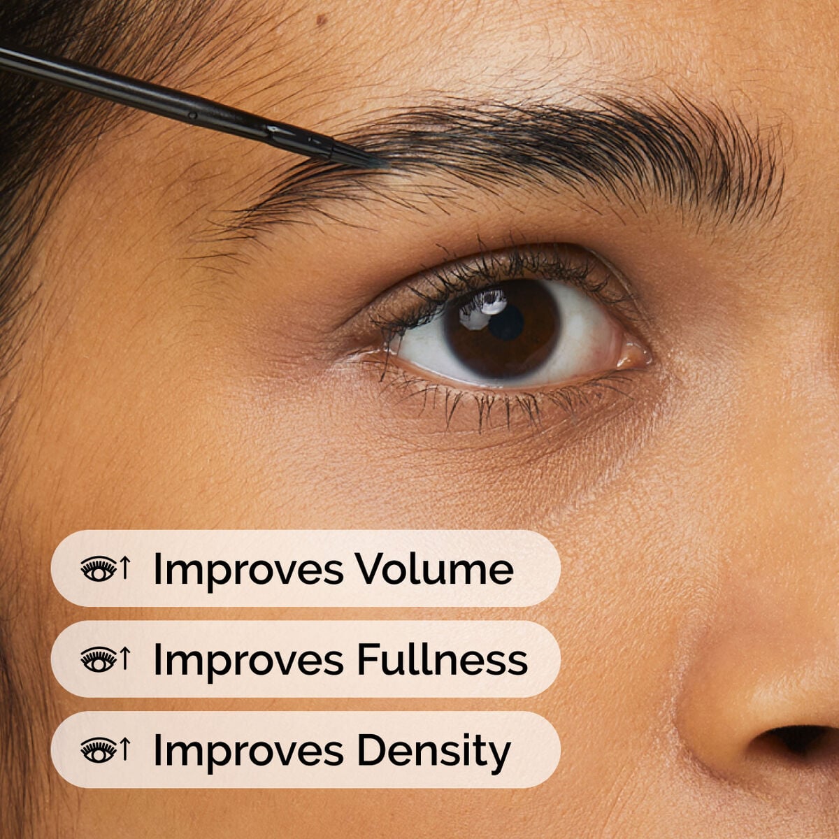 multi-peptide-lash-and-brow-serum-i7 ord-multi-peptide-lash-brow-model-application-with-benefits.jpg